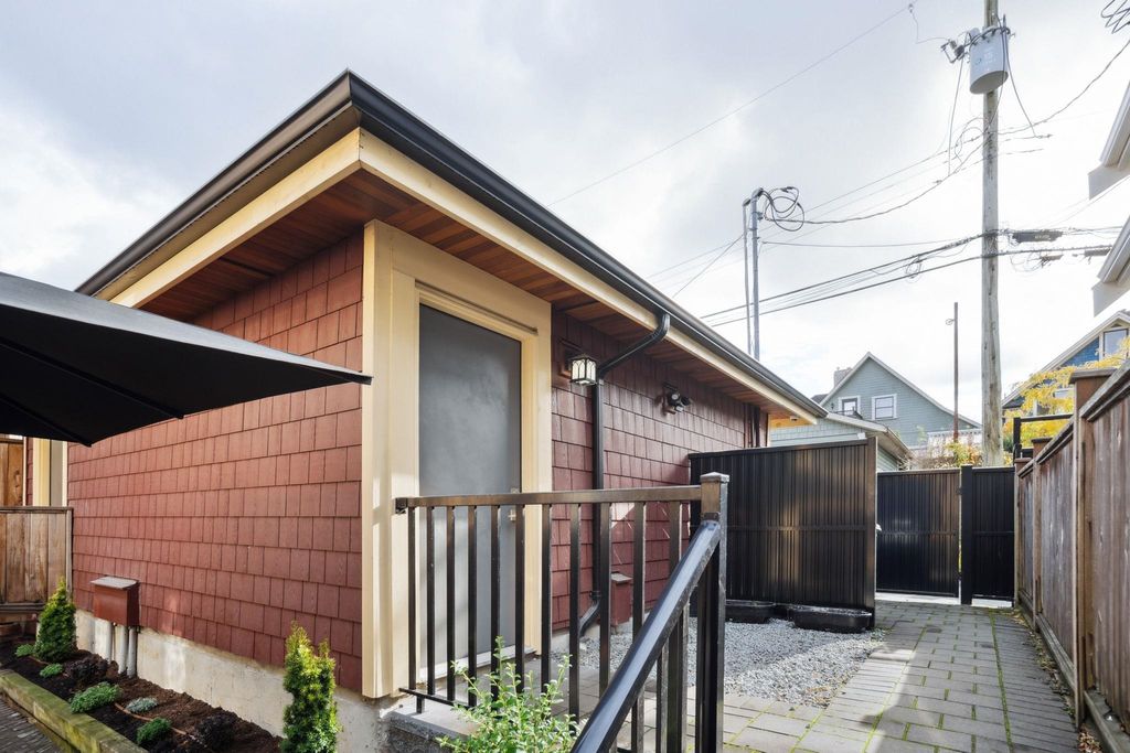 listing image 1106557212392009676