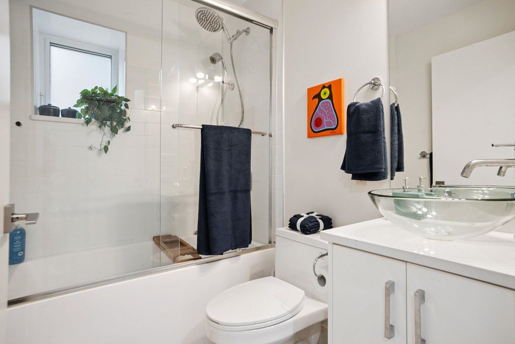 listing image 1108305764933362235