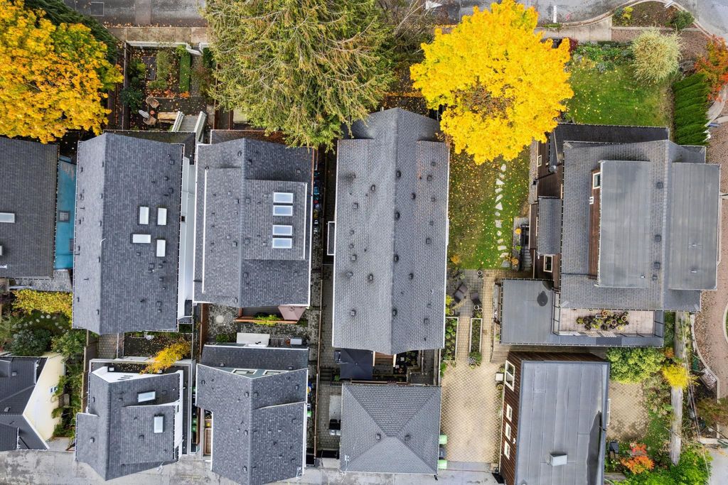 listing image 1106088091463230120