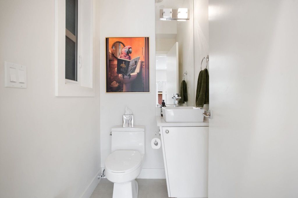 listing image 1109316816351709226