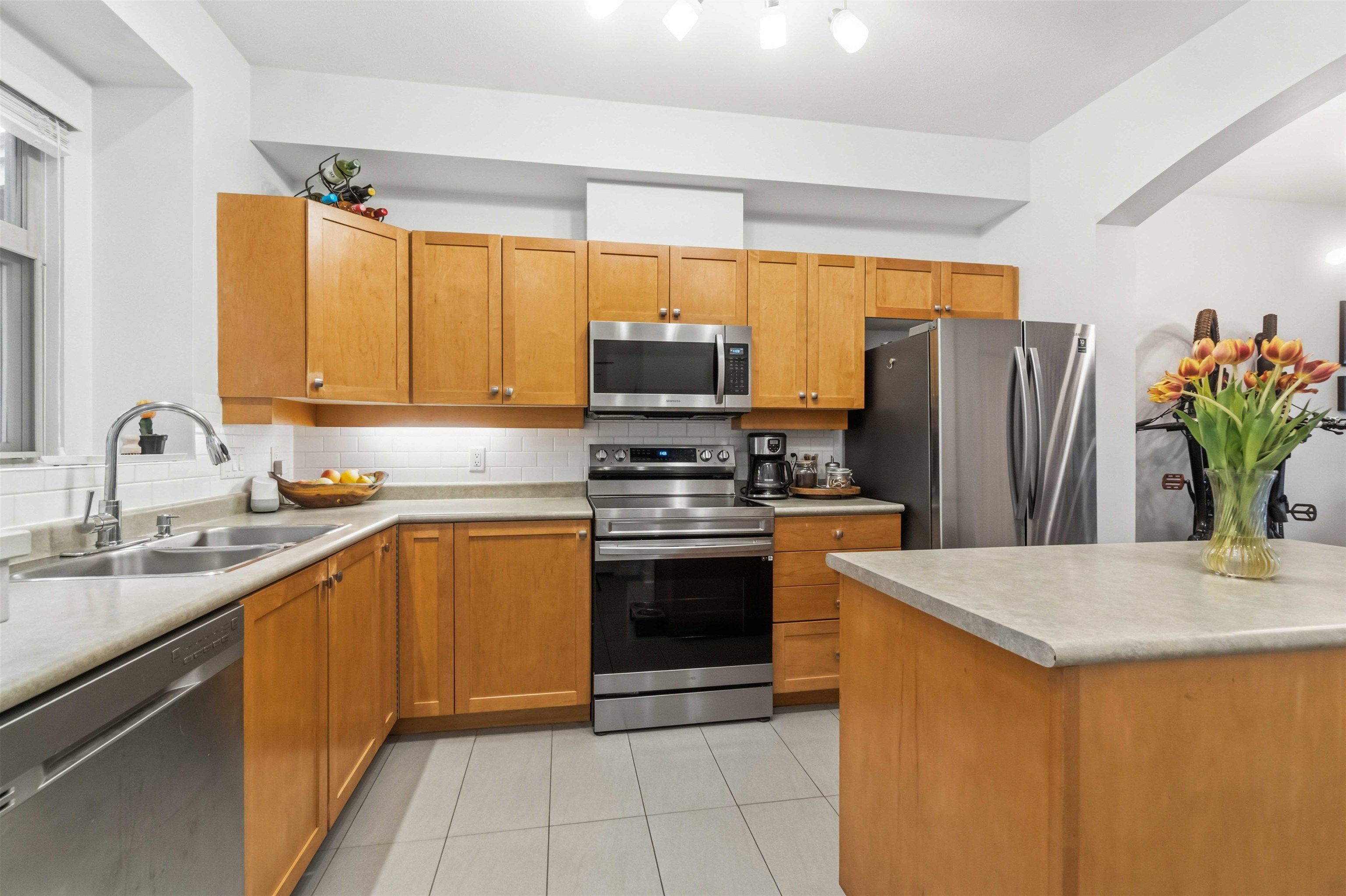 600 Park Crescent 222