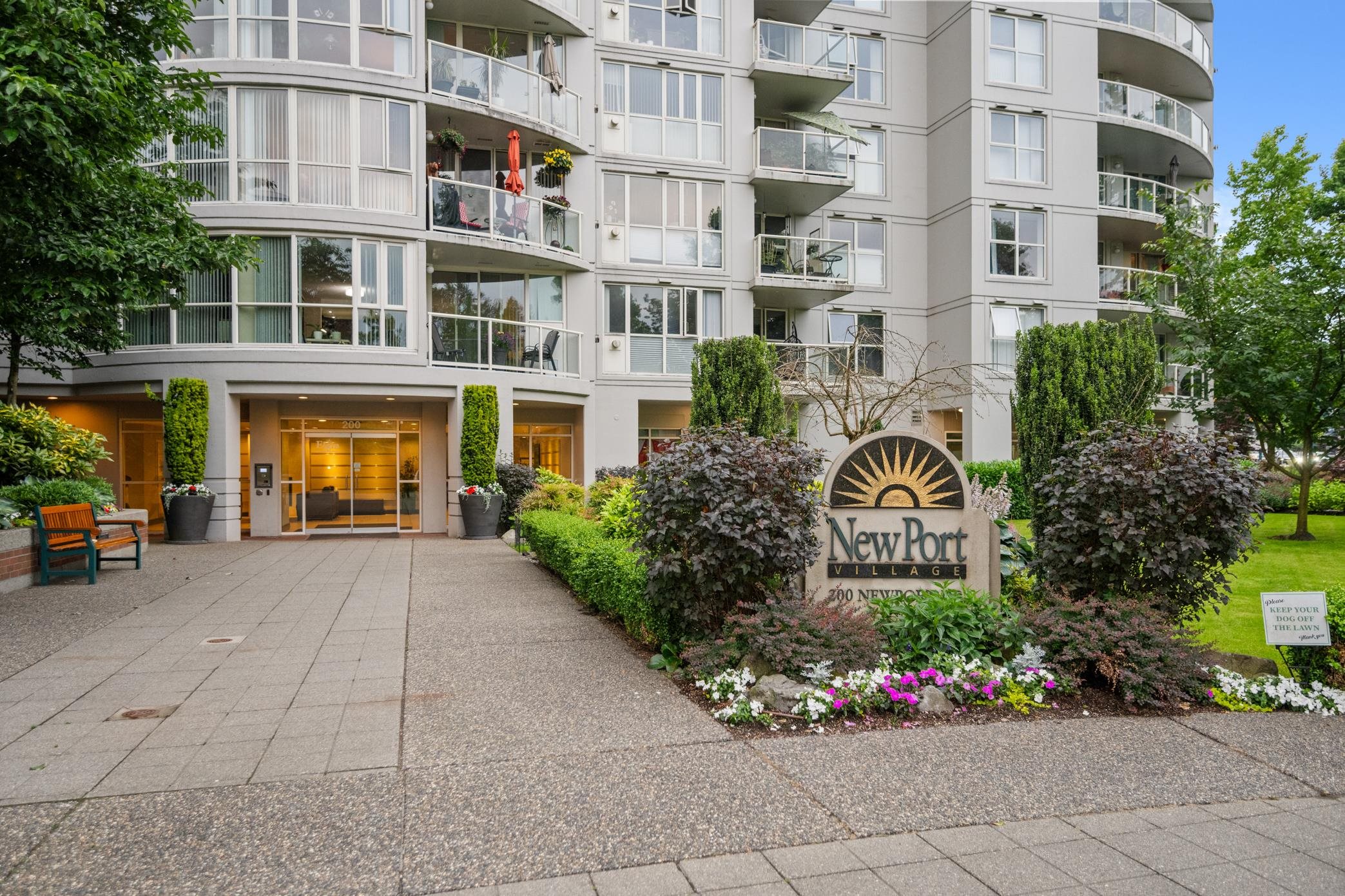 200 Newport Drive 1004