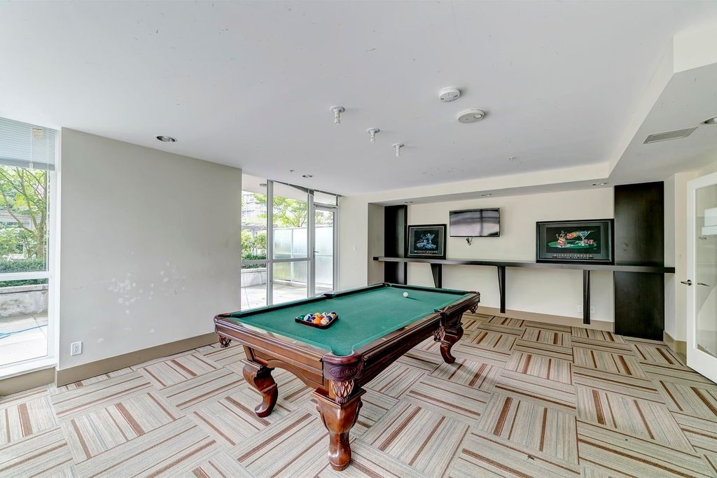 listing image 1104014498624934549