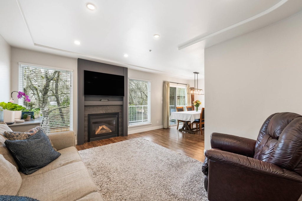 Photo of 9559 208 Street #4, Langley, BC V1M 2L7 (MLS # R3145994)