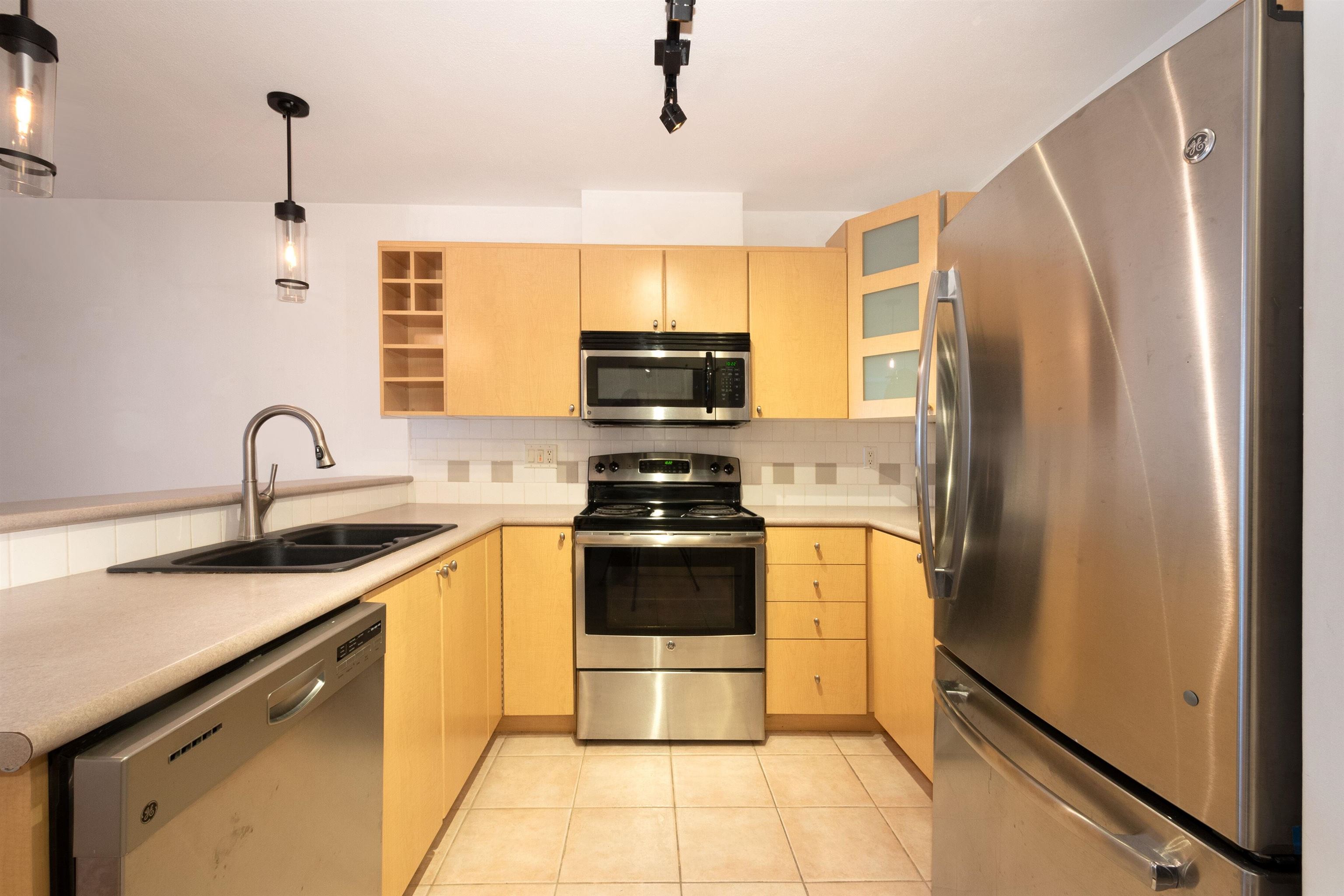 3136 St. Johns Street 105