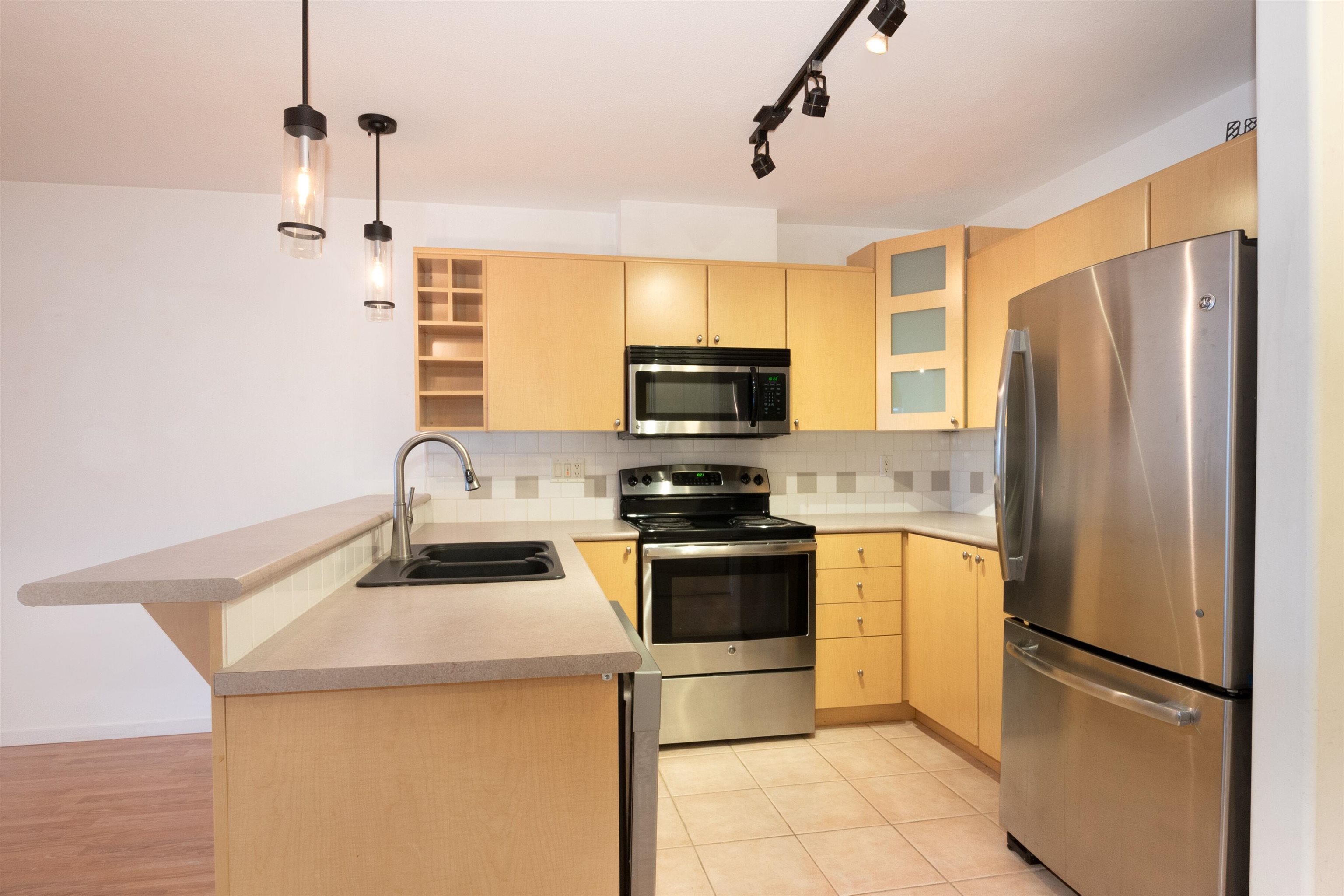 3136 St. Johns Street 105