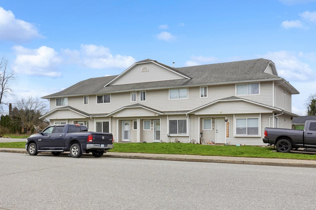 Photo of 9145 Charles Street #1,2,3,4, Chilliwack, BC V2P 7Y6 (MLS # R3145072)