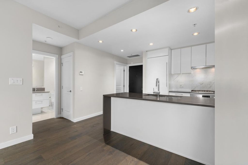 listing image 1104594633589621847