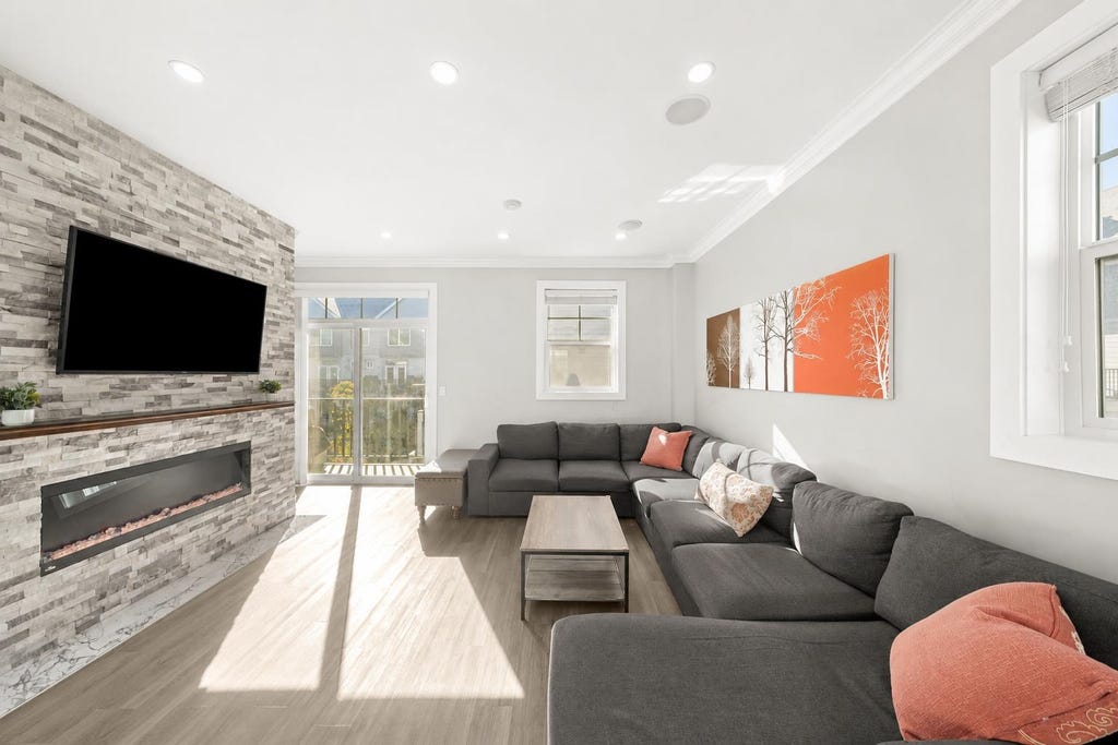 Photo of 7056 192 Street #8, Surrey, BC V4N 6S6 (MLS # R3147194)