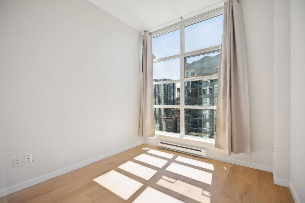 listing image 1101460132917437671