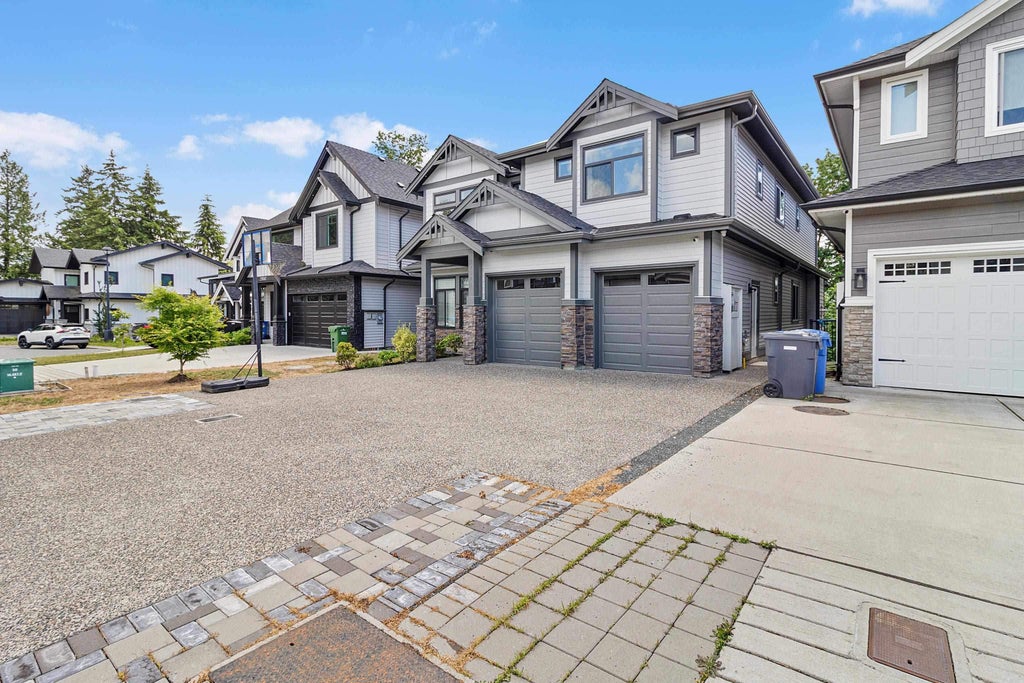 Photo of 29574 Corvina Court, Abbotsford, BC V4X 0A6 (MLS # R3177117)