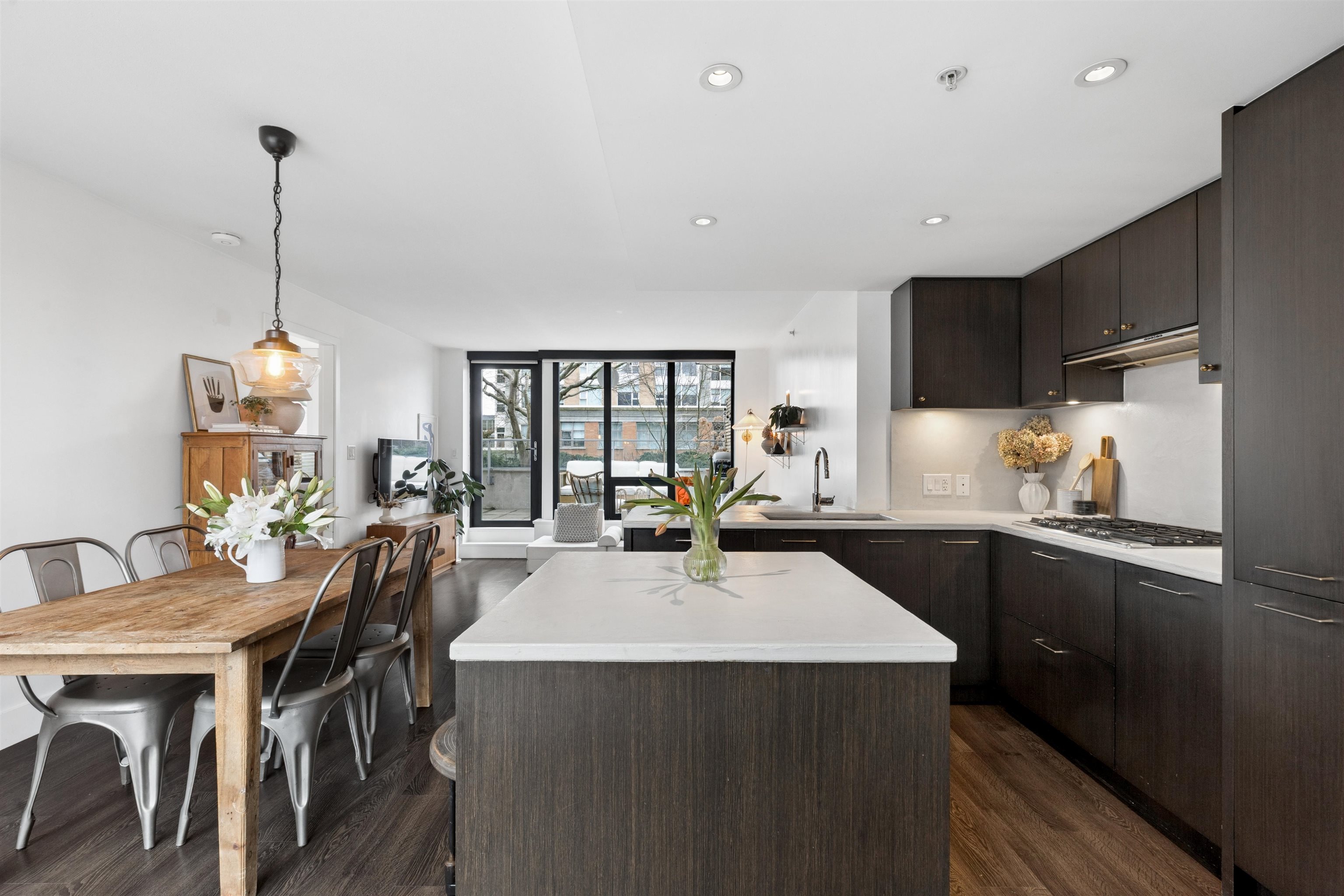 150 W 15th Street 303