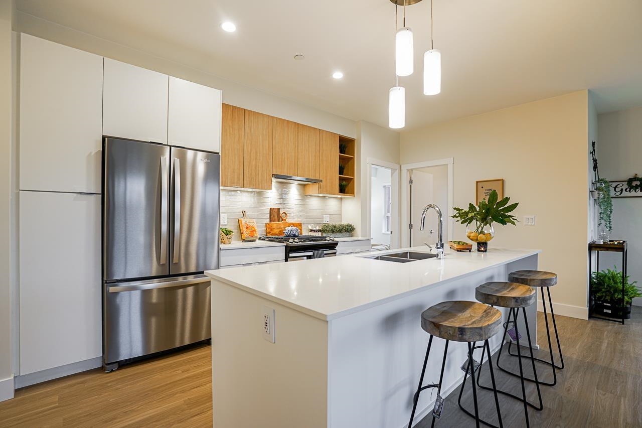 6960 Nicholson Road 415