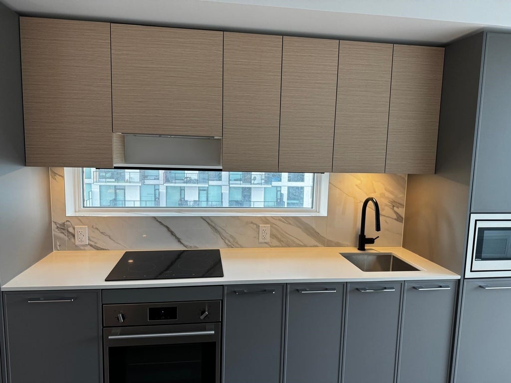 Photo of 13725 George Junction Jct #704, Surrey, BC V6E 2Y3 (MLS # R3153459)