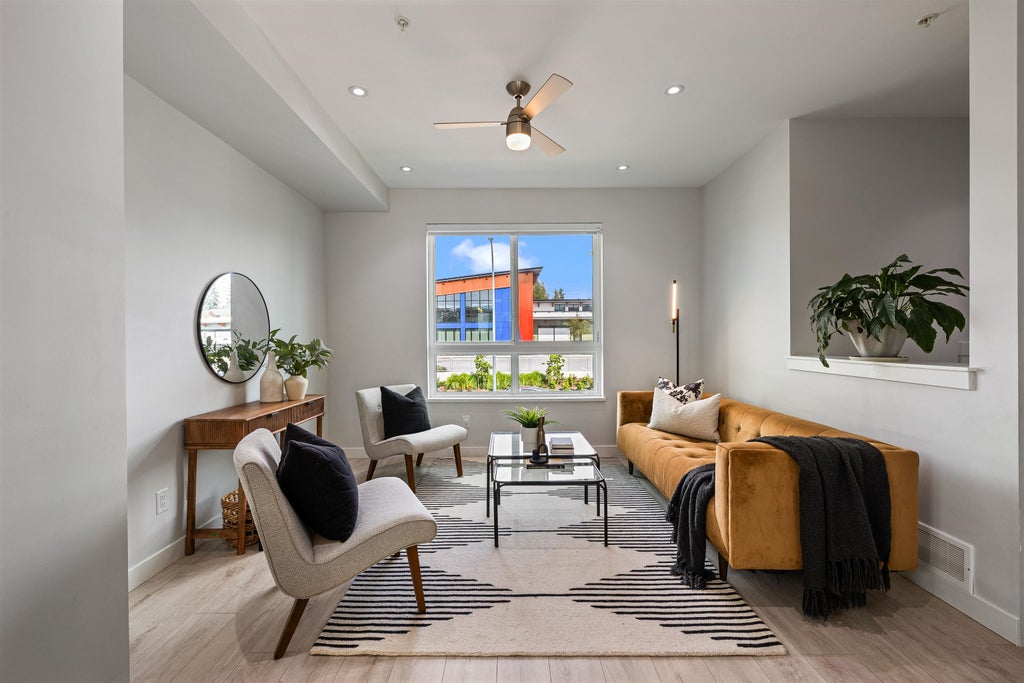Photo of 20057 82 Avenue #22, Langley, BC V2Y 3S4 (MLS # R3143295)