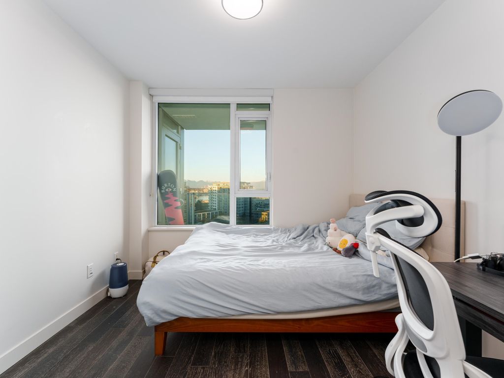 listing image 1107383759177702254