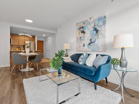 892 Carnarvon Street 2010 New Westminster BC V3M 0C5