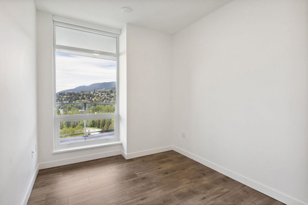 listing image 1101971467745156847