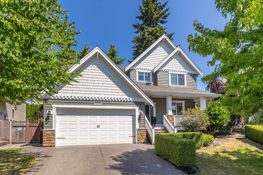 Photo of Surrey, BC (MLS # R3145837)