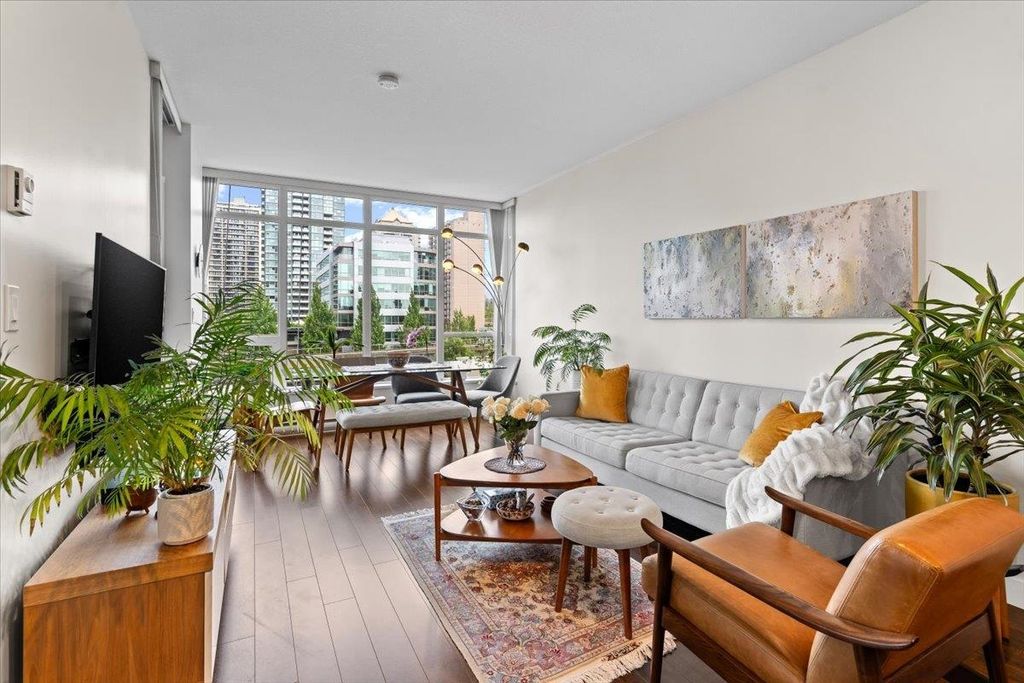 listing image 1108546235138544955