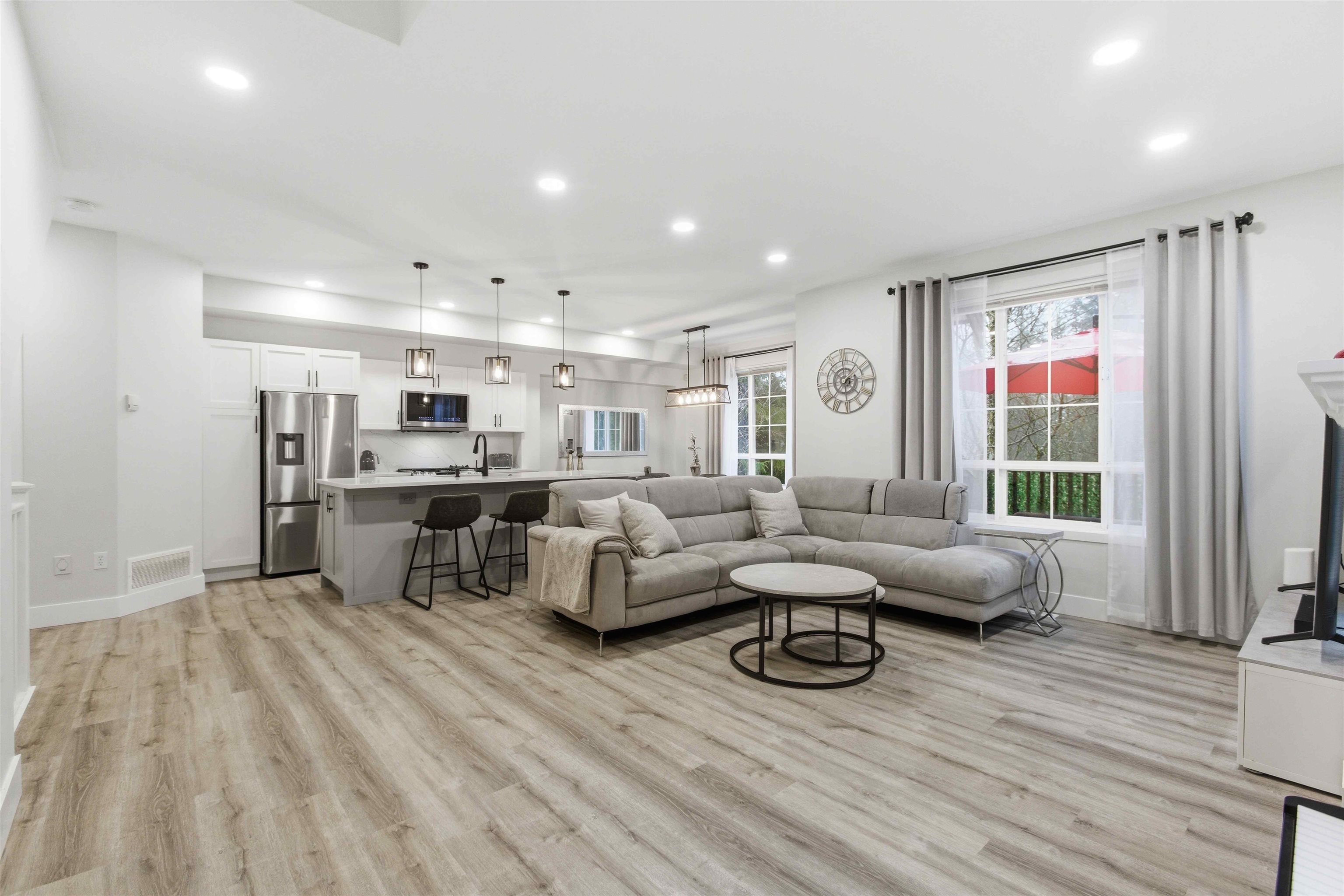 2200 Panorama Drive 67