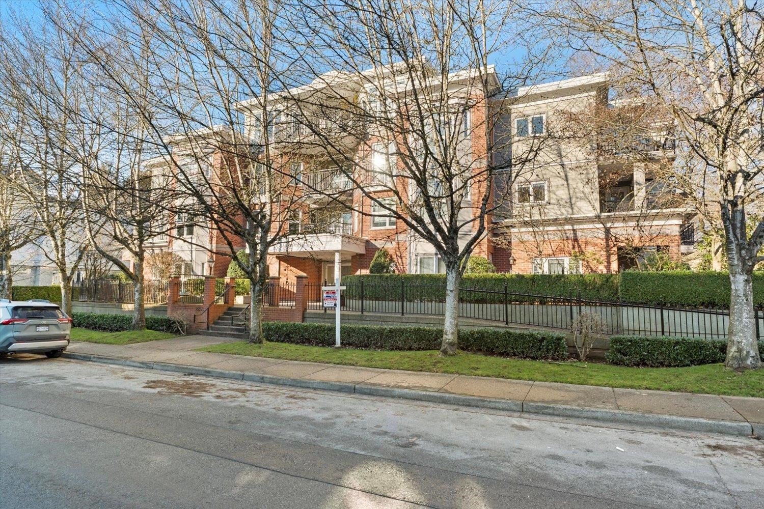 2253 Welcher Avenue 207