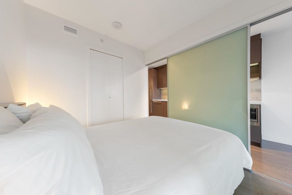listing image 1109470455654757026