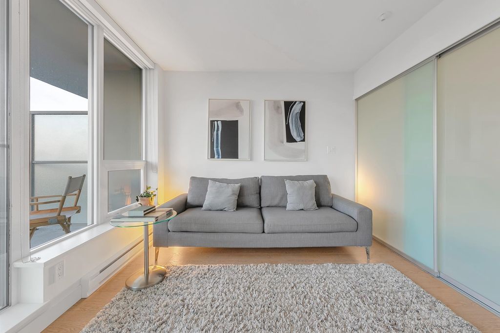 listing image 1108218278138039563