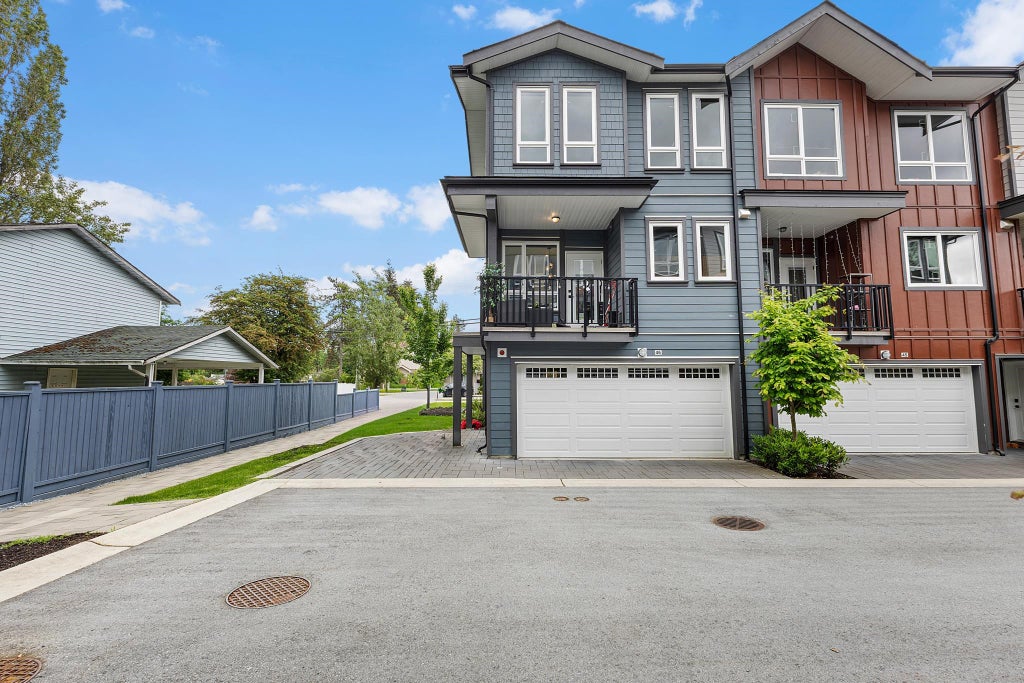 Photo of 11851 232 Street #46, Maple Ridge, BC V2X 6S8 (MLS # R3149025)