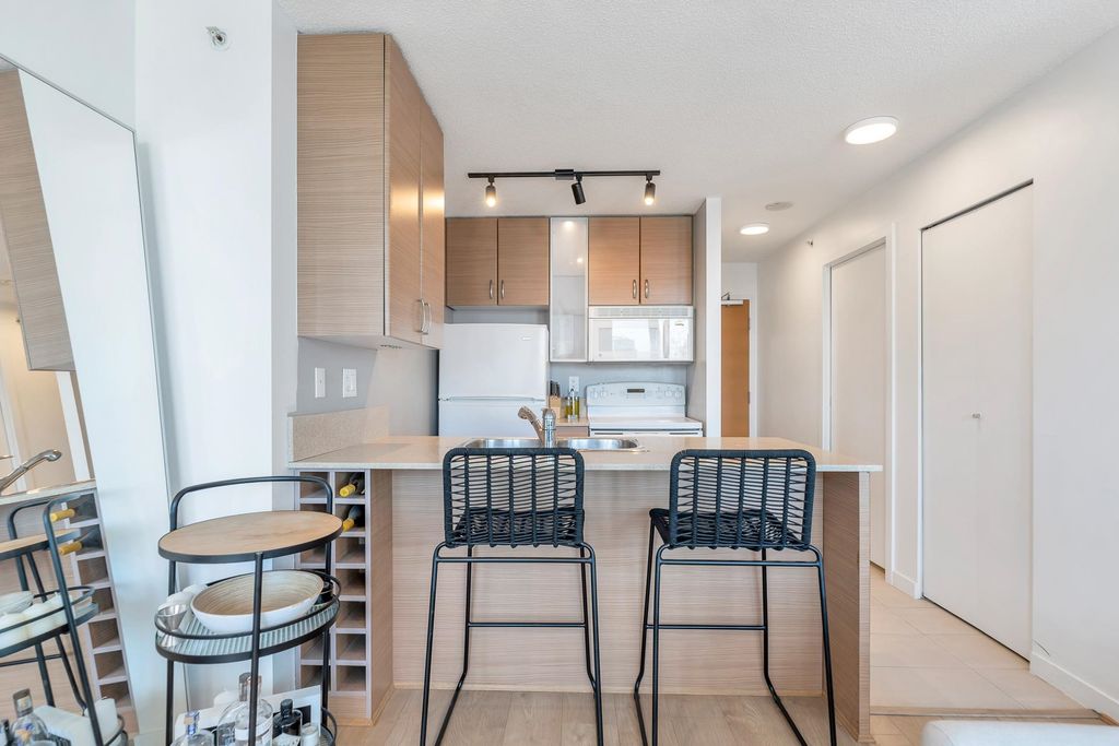 listing image 1109183946639299655