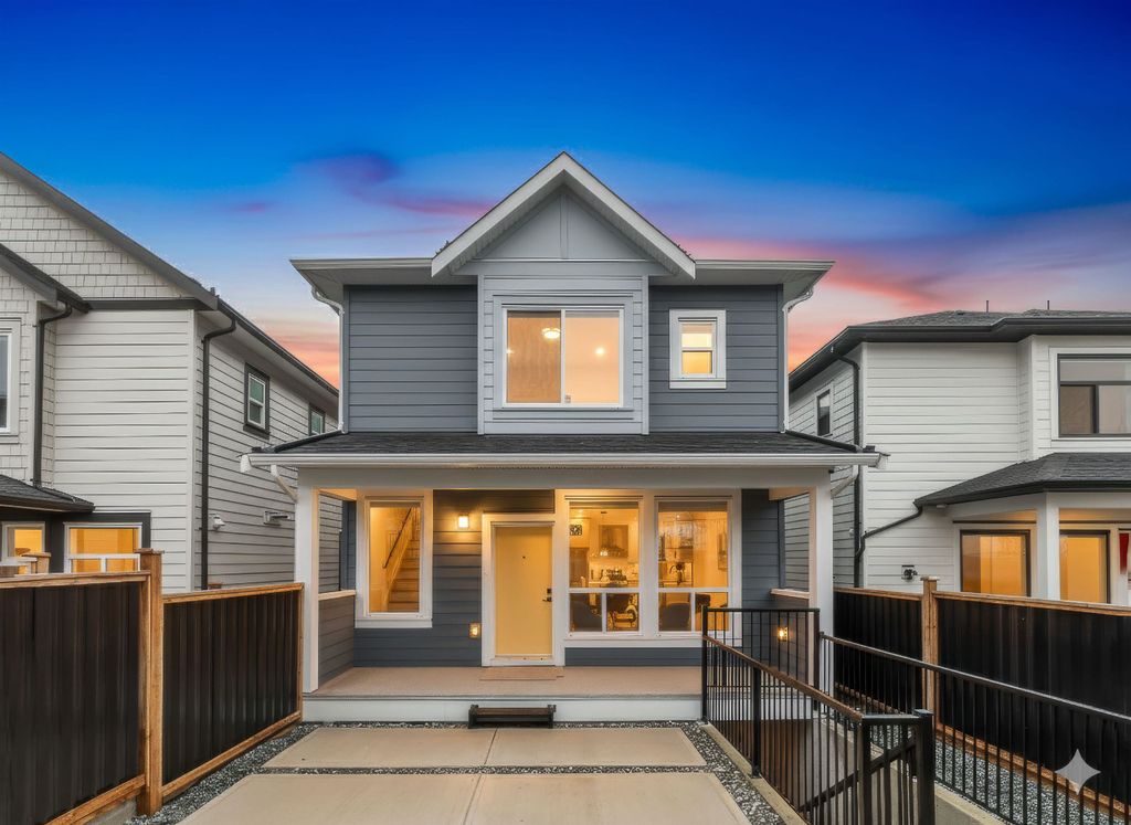 Photo of 16689 16 Avenue #102, Surrey, BC V3K 3V9 (MLS # R3072330)