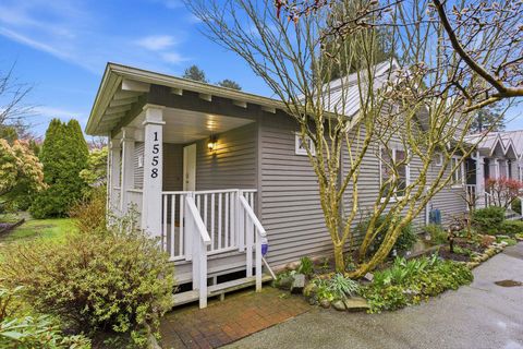 1558 Bowser Avenue North Vancouver BC V7P 2Y3
