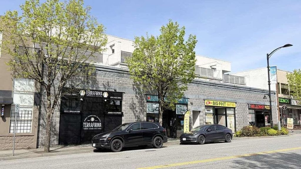 Photo of 22347 Lougheed Highway #204, Maple Ridge, BC V2X 2T3 (MLS # R3114250)