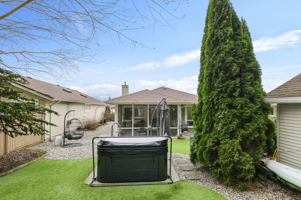 listing image 1105804792106787055