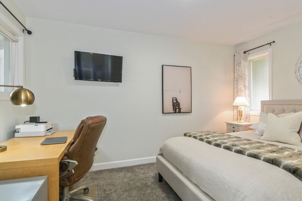 listing image 1109731443126911698