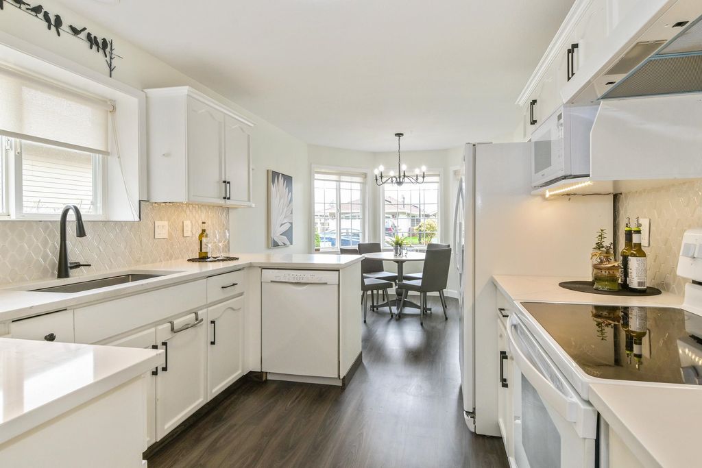 listing image 1109184271641371956