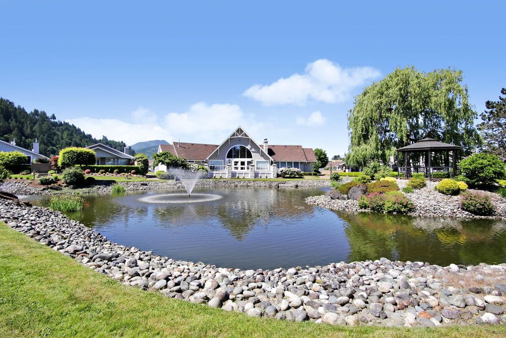 listing image 1106679436704370118