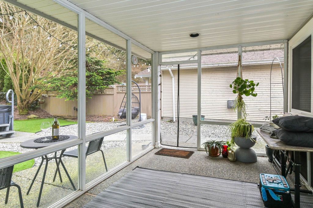 listing image 1108282801413211796