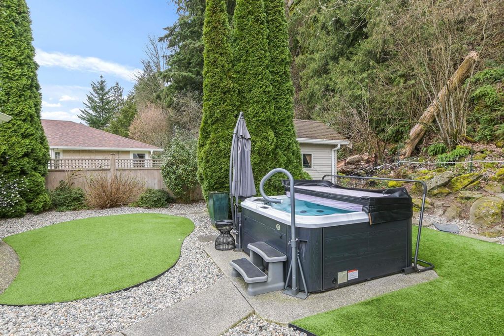 listing image 1102949592537727877