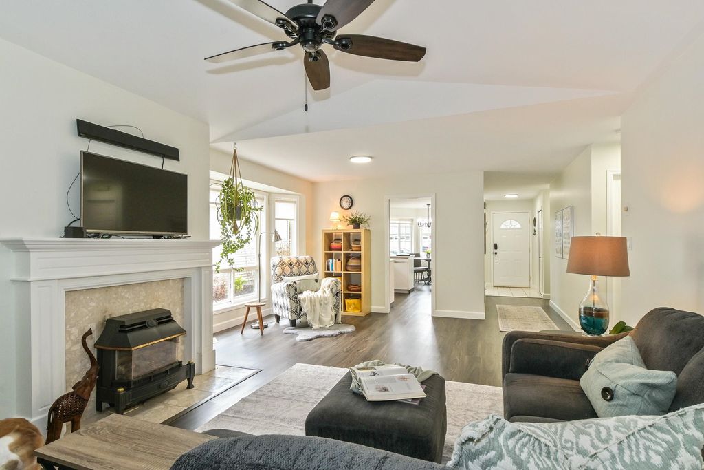 listing image 1102949626512748786