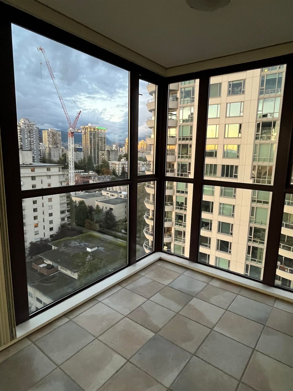 listing image 1108695675232711533
