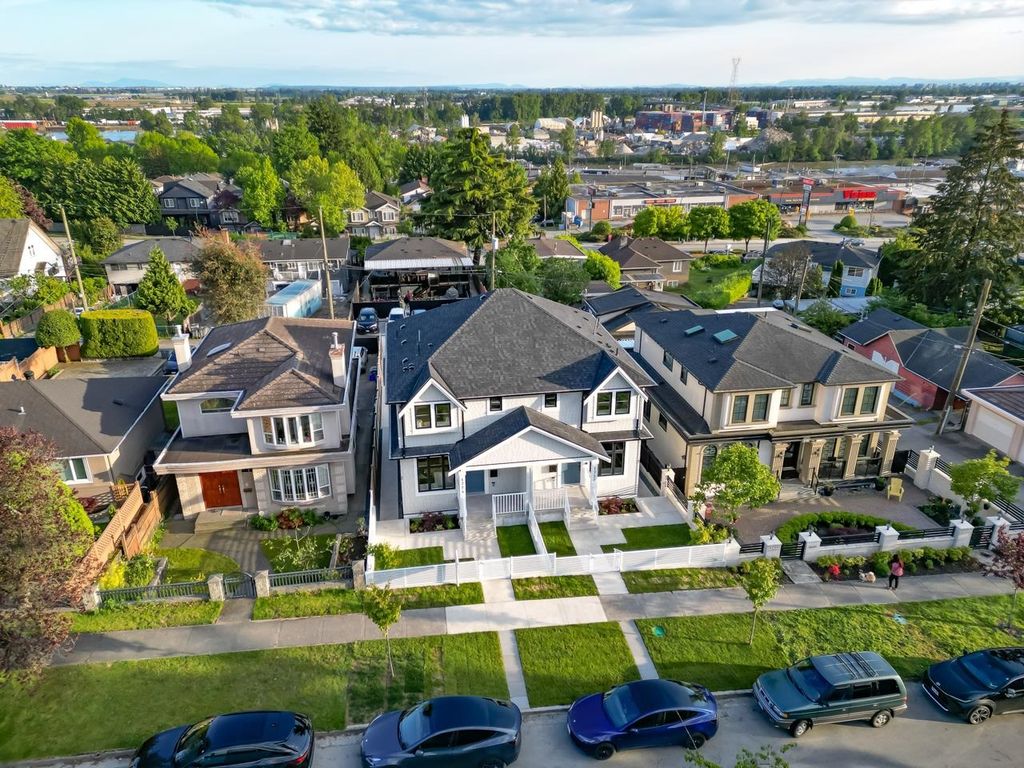 listing image 1106662432359796697