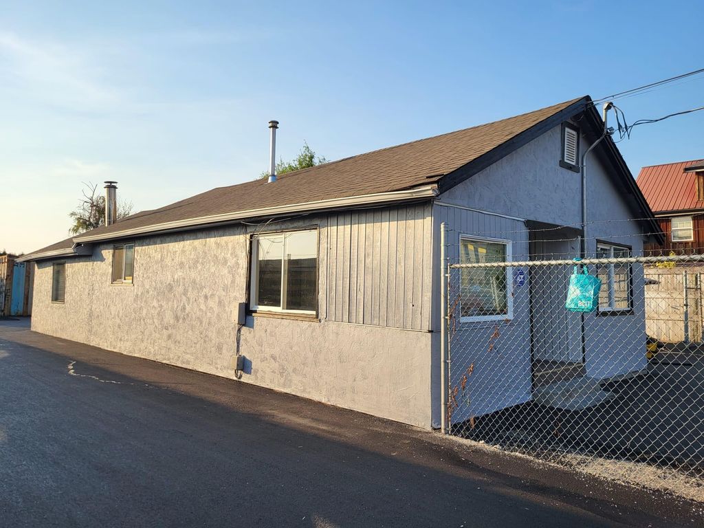 Photo of 8965 Nowell Street, Chilliwack, BC V2P 4W9 (MLS # R3101916)