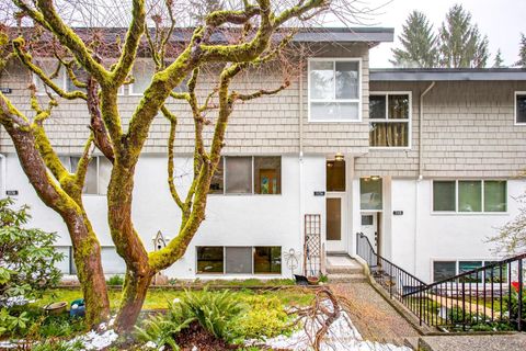 1174 Chateau Place Port Moody BC V3H 1N6