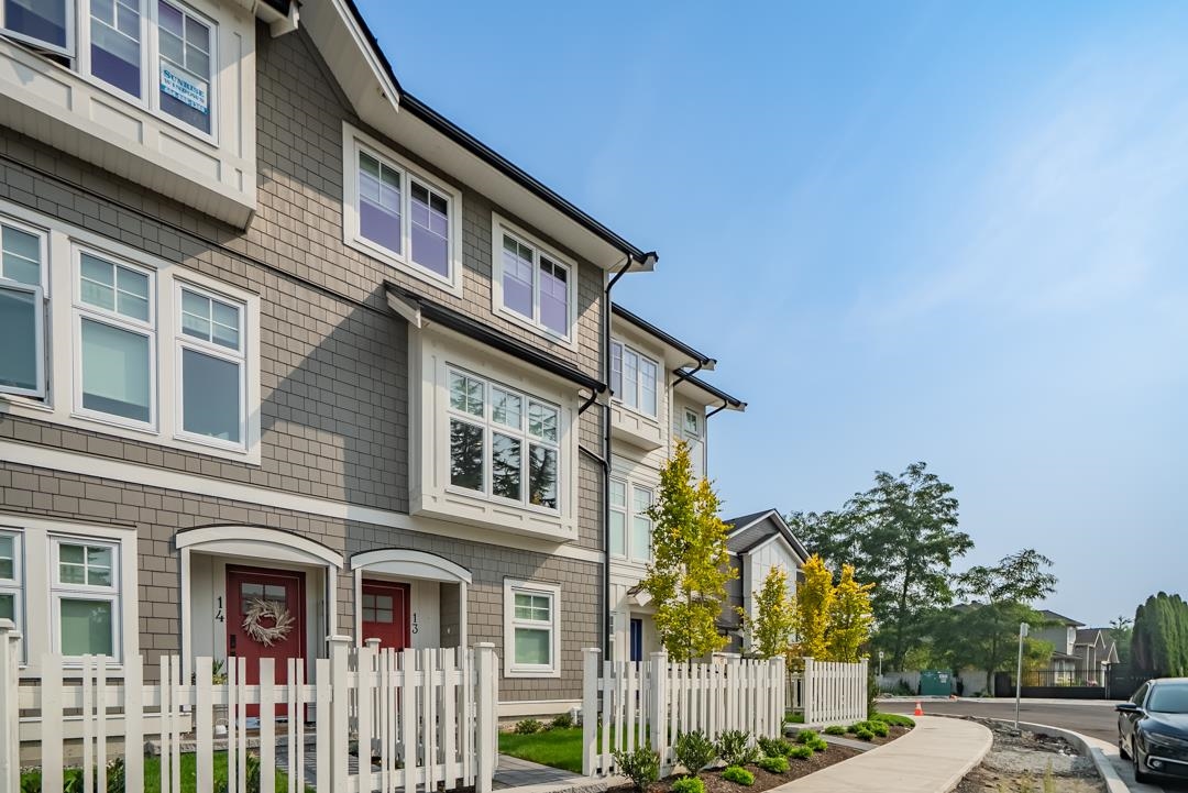 22811 Mclean Avenue 16