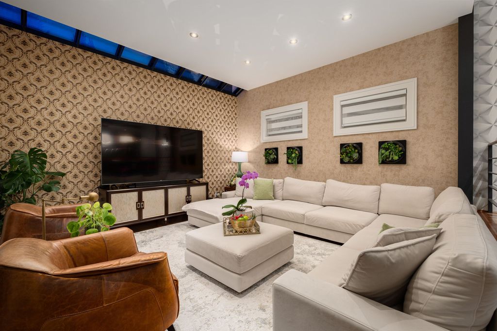 listing image 1101628958277015486