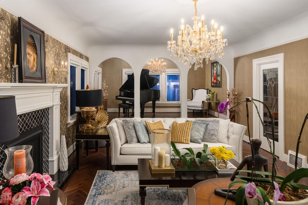 listing image 1109378055849023047