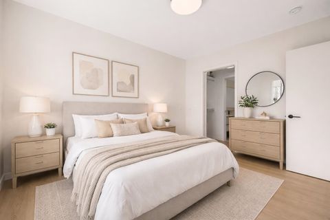 125 Albert Street 513 Port Moody BC V3H 0M8