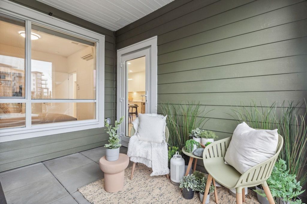 listing image 1104045583007588530