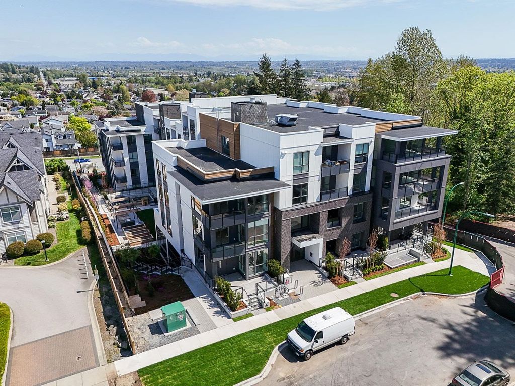 listing image 1105240003397682931